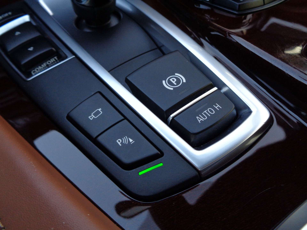 3D428DC9-F897-43D9-8A8E-005234C585B8