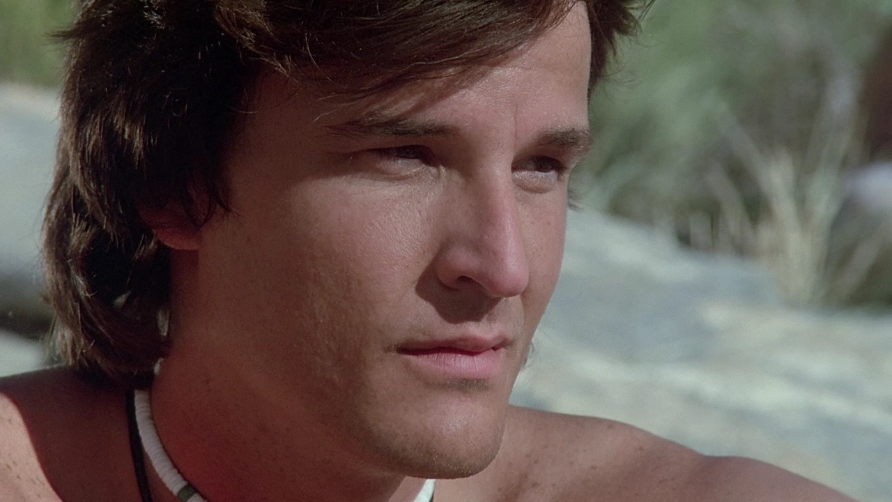 Дух мщения.1986.1080p.BluRay.x264-LEONARDO.mkv - 00.13.21.301