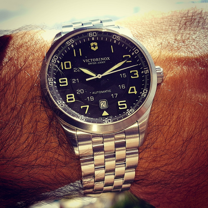 Victorinox Swiss Army AirBoss Mechanical #241508  (2)