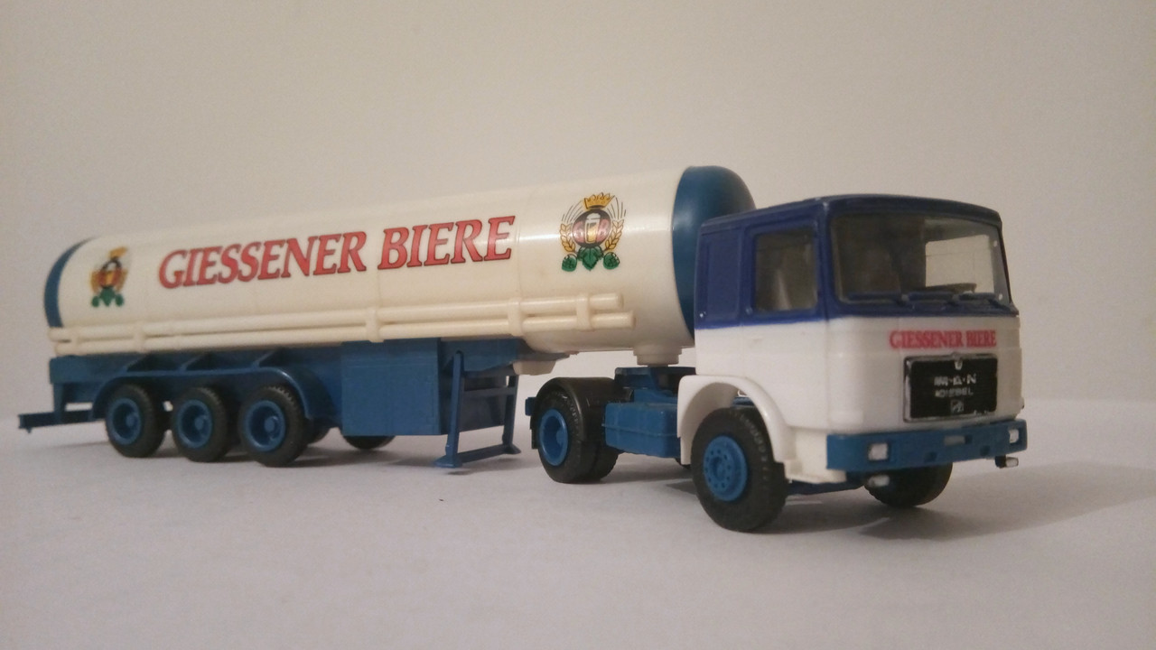 Mach (8898)