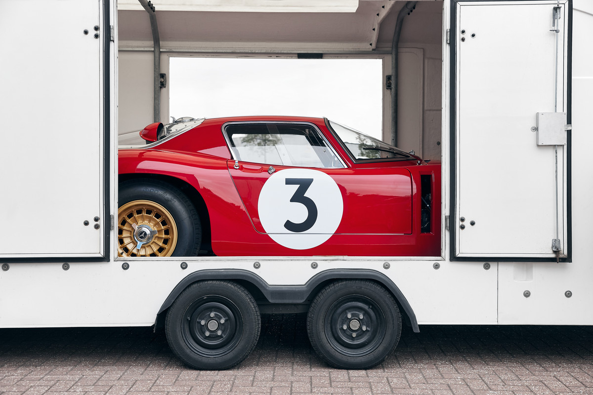 BizzarriniDeliversFirst5300GTCorsaRevival_03