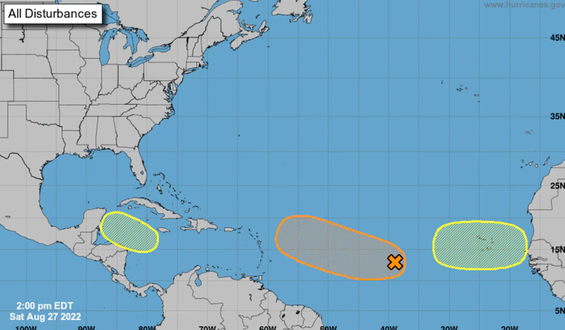 Onda tropical podría convertirse en depresión a mediados de semana