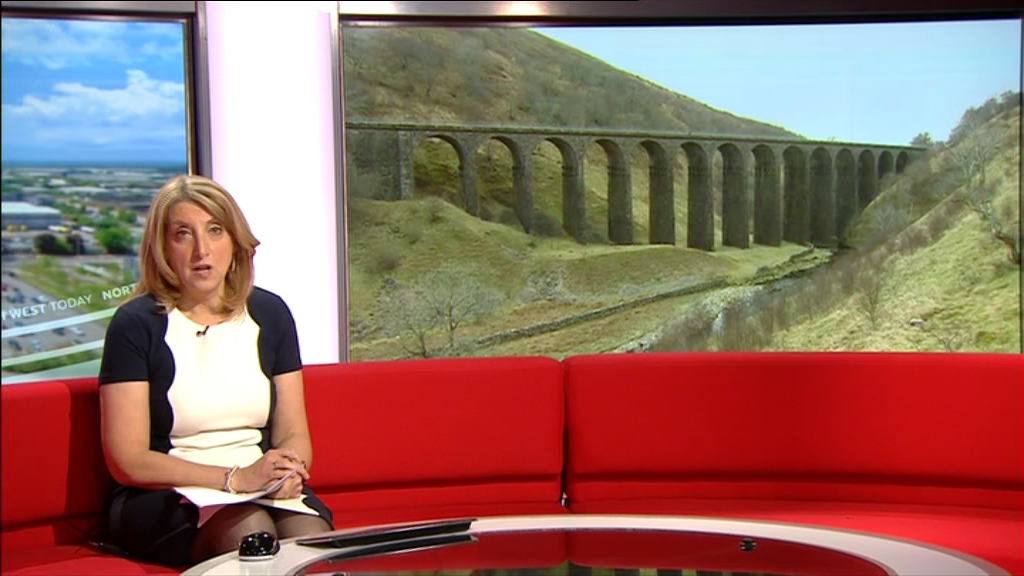 02.01 - 13.30.00 - BBC London. The latest news, sport and weather fro....ts_snapshot_14.29.936