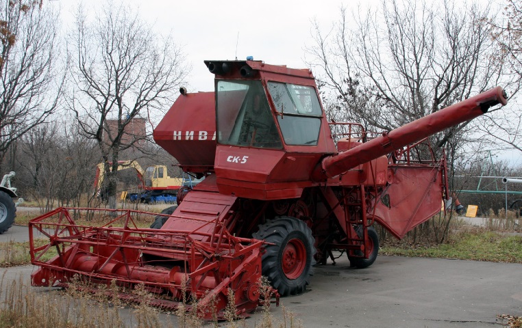 Комбайн-Нива-СК-5-описание-и-характеристики-7