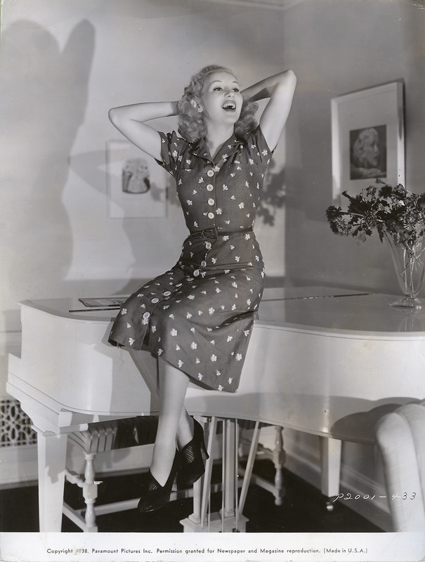 betty_grable_b70