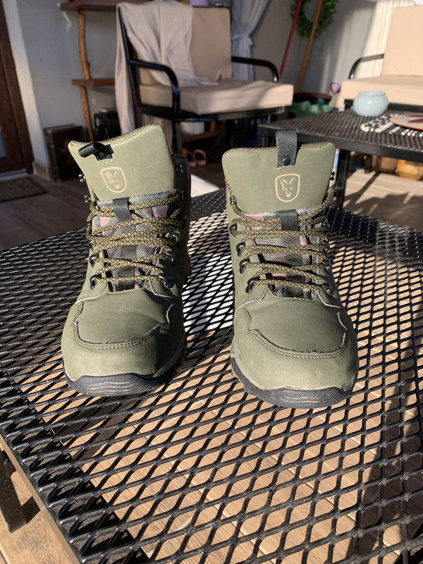 83B102F8-99DE-41AC-8E57-08669FEB3499