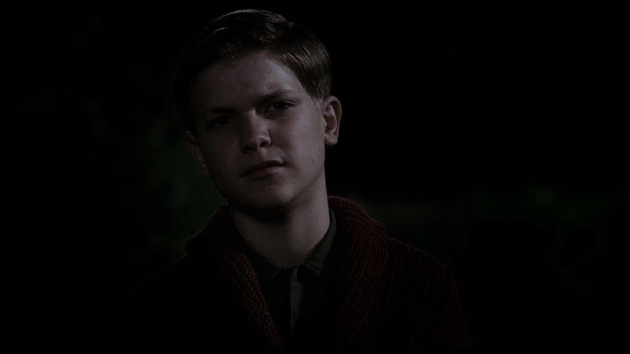 Big.Fish.2003.2160p.UHD.BDRemux.TrueHD.Atmos.HDR.DoVi.Hybrid.P8.by.DVT.mkv_snapshot_00.12.58_[2022.0