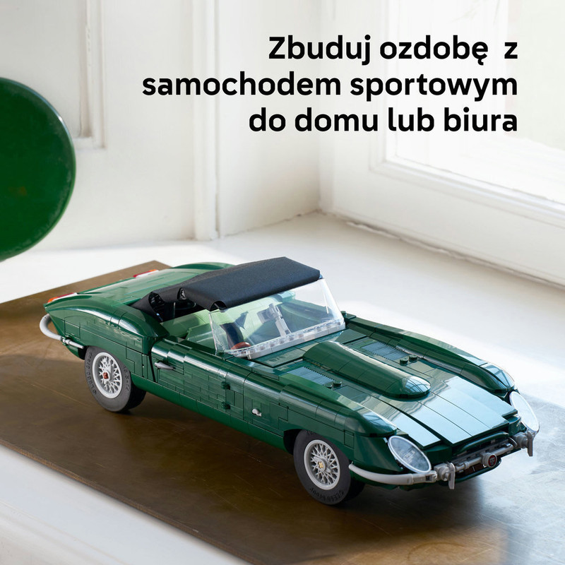 LEGO-11381-Icons-Jaguar-Type-E-lifestyle