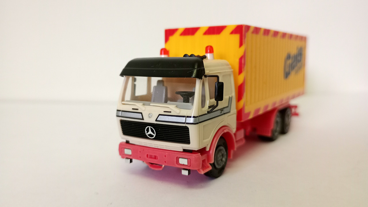Mach (3417)