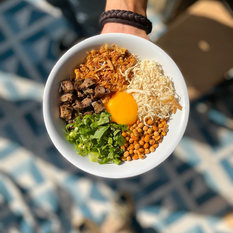 Bubur Hayam Kotabaru, pilihan tempat sarapan enak di Jogja yang lagi hits.