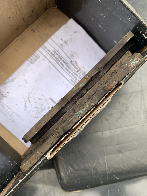 6762D4B1-855F-4136-955A-9D61C69C7BF6