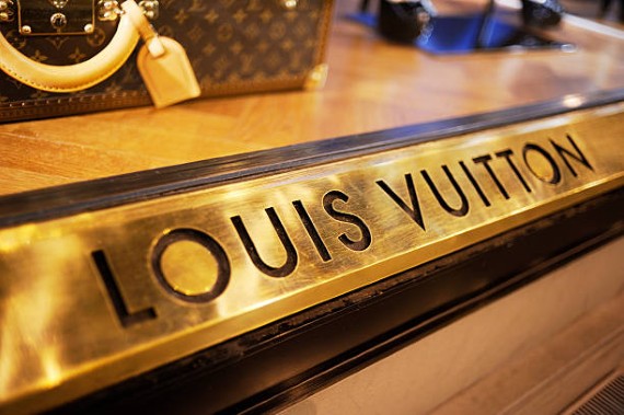Luxury-Fashion-18.jpg