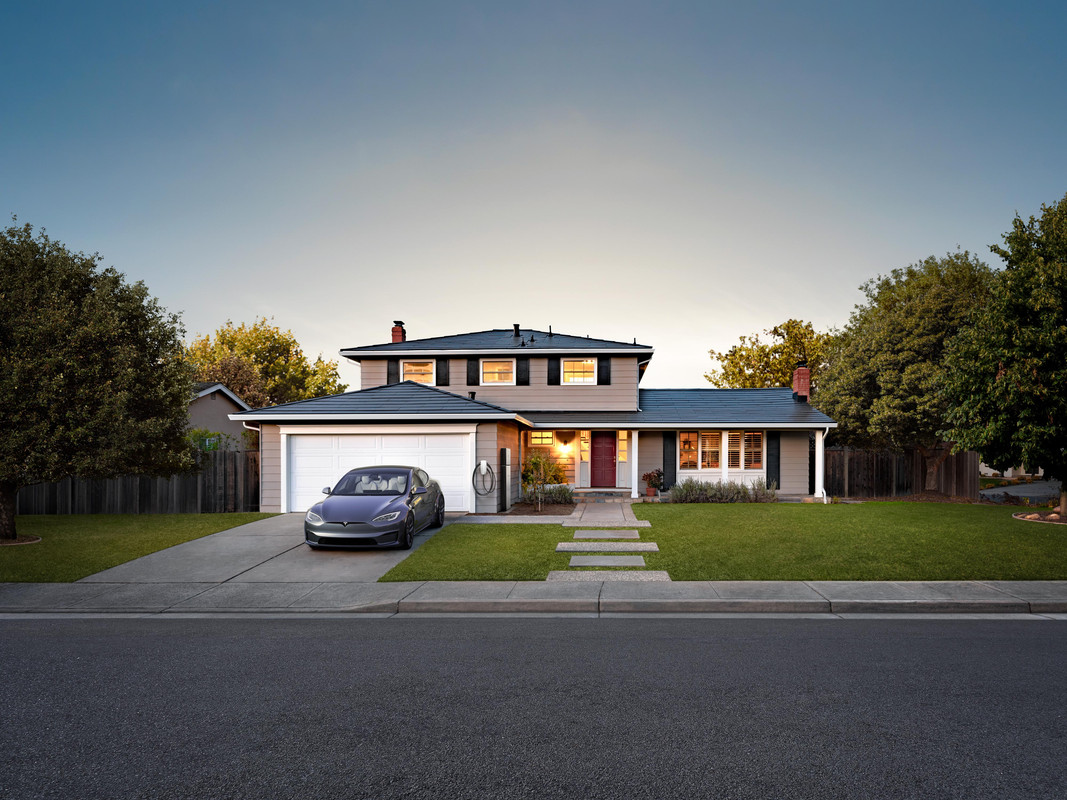 0x0-Powerwall_Plus_01