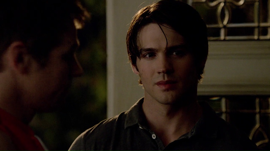 The Vampire Diaries (2014) Season 6 [English] BluRay 480p 720p ESub - Complete Screenshot