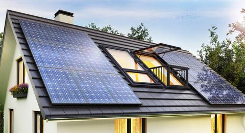 zadeldak-met-zonnepanelen.jpg