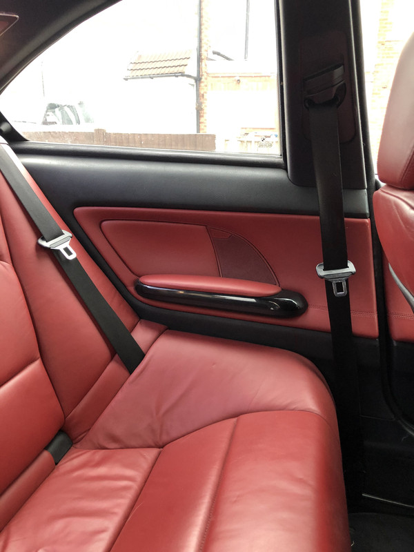 6CB49BB6-B99C-4969-8D3A-8184FAB95C5B