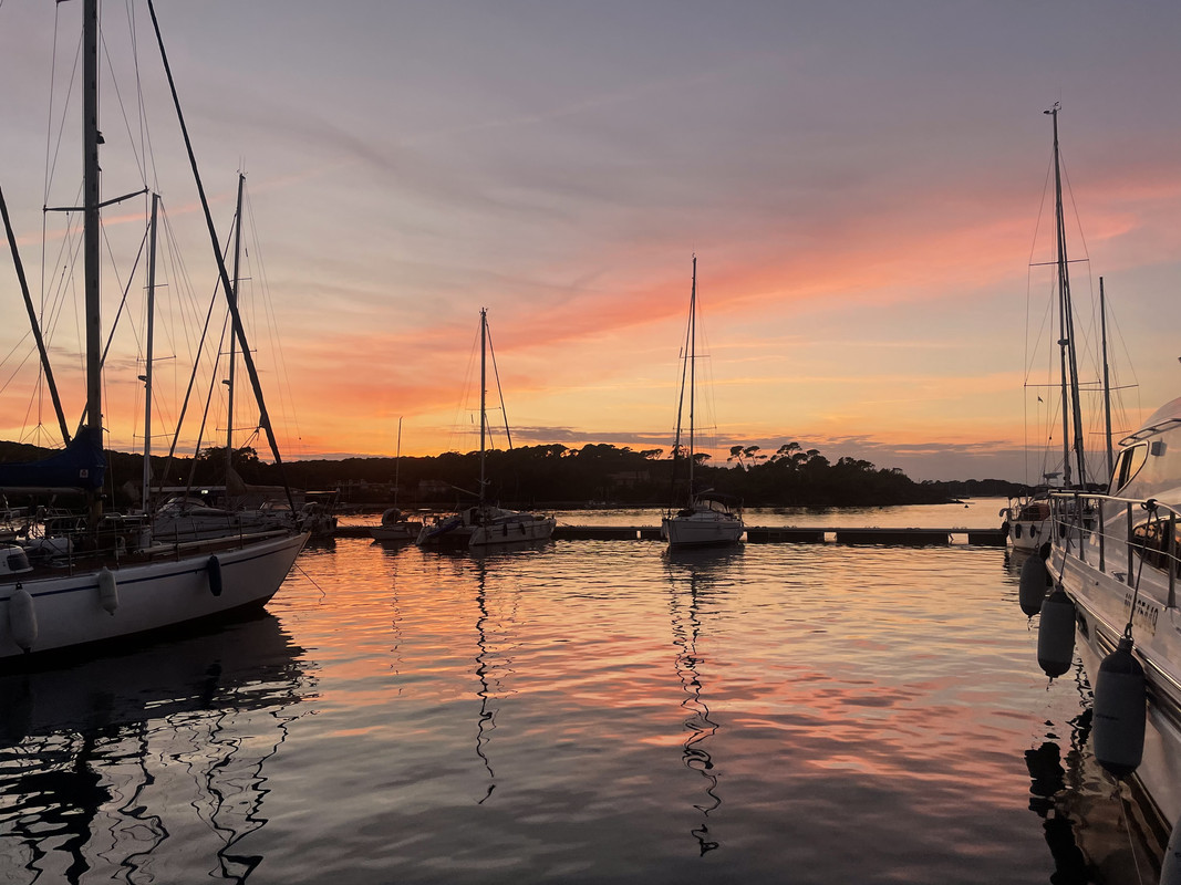 14608B5F-4EA9-446E-9DD6-71F84C6F7944