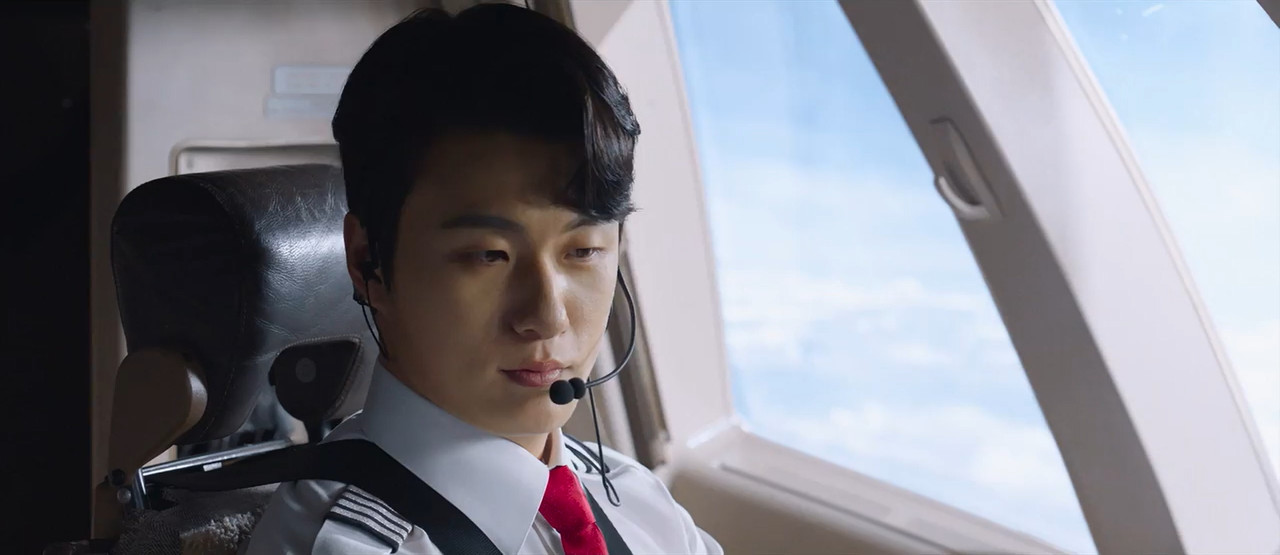 Pilot 2024 WebRip [Hindi + Korean] 480p 720p ESub Screenshot