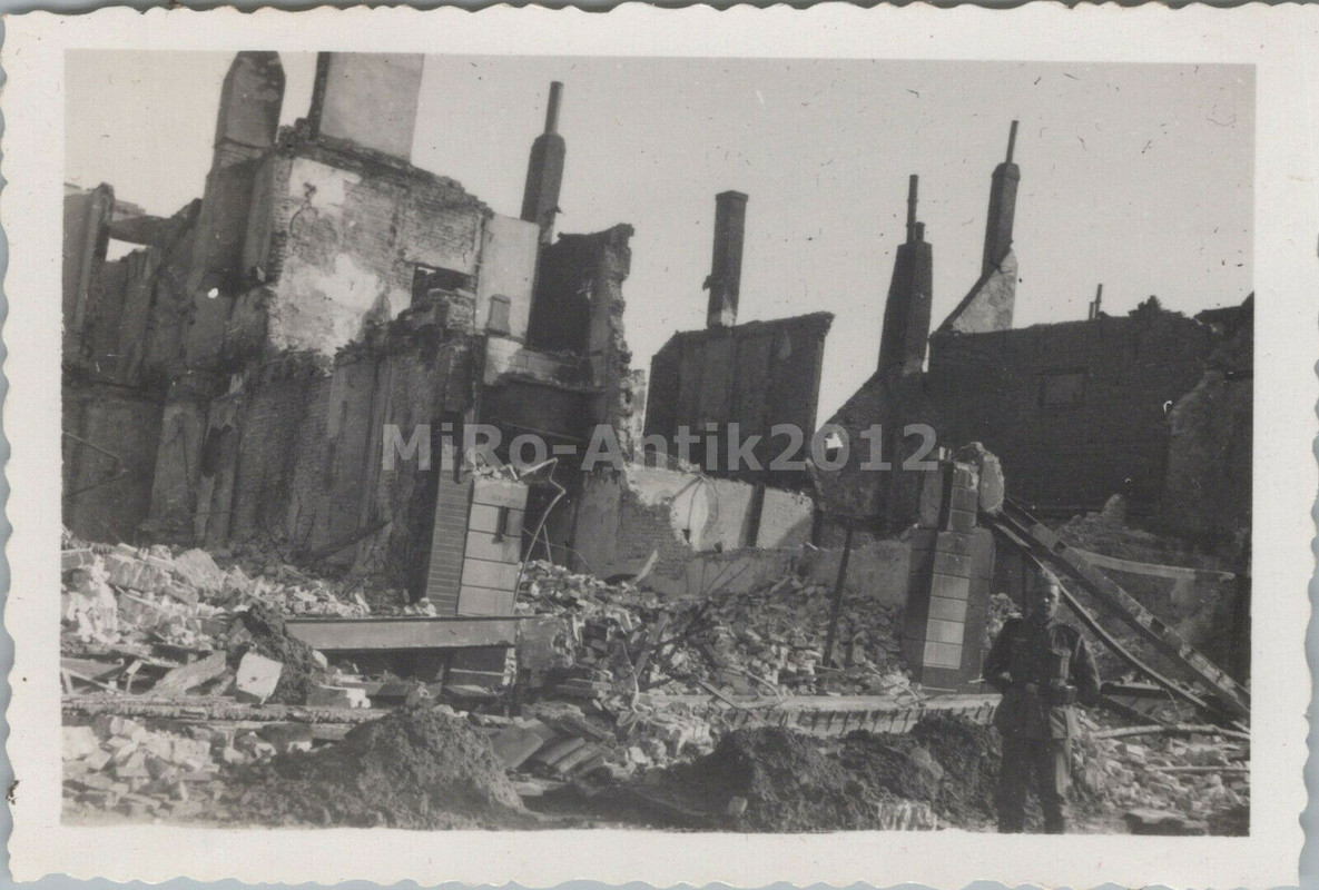 Foto, Feldbäckerei Kompanie 225, Fahrt durch Breda, Holland, 1940
