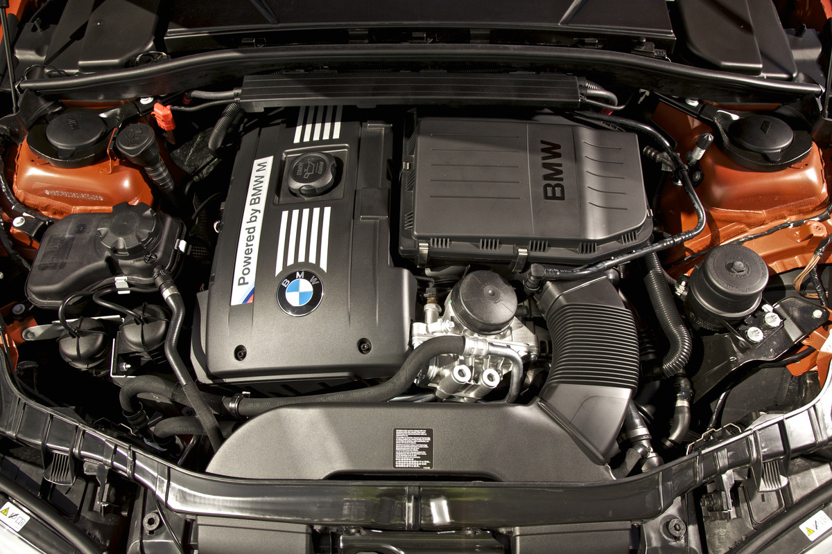 P90077060_highRes_the-new-bmw-1-series
