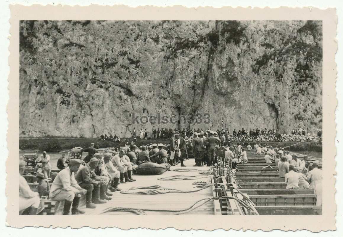 10 Fotos Pioniere der Wehrmacht Rhein Kriegsbrücken Fähre Ponton B-Gerät Kran3