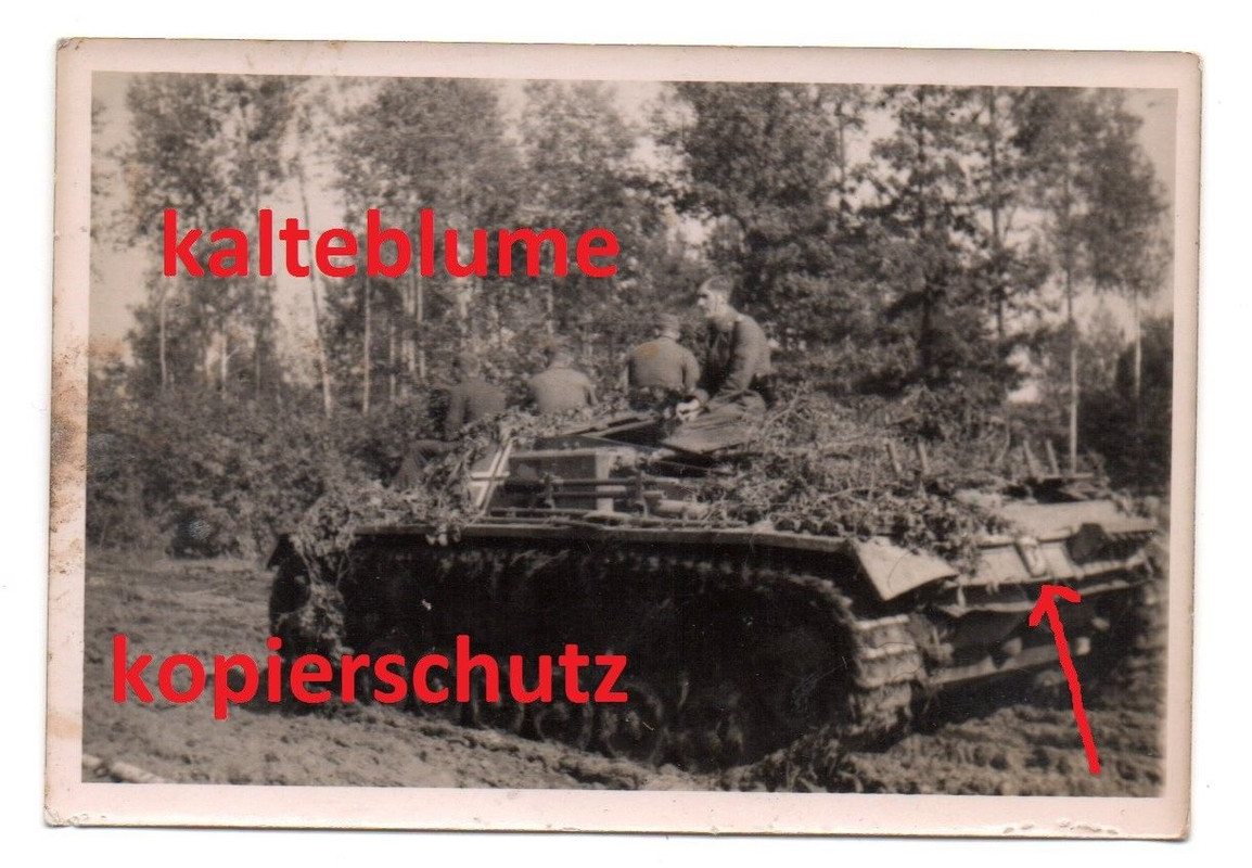 2 WK Foto Sturmgeschütz III , Stug 3