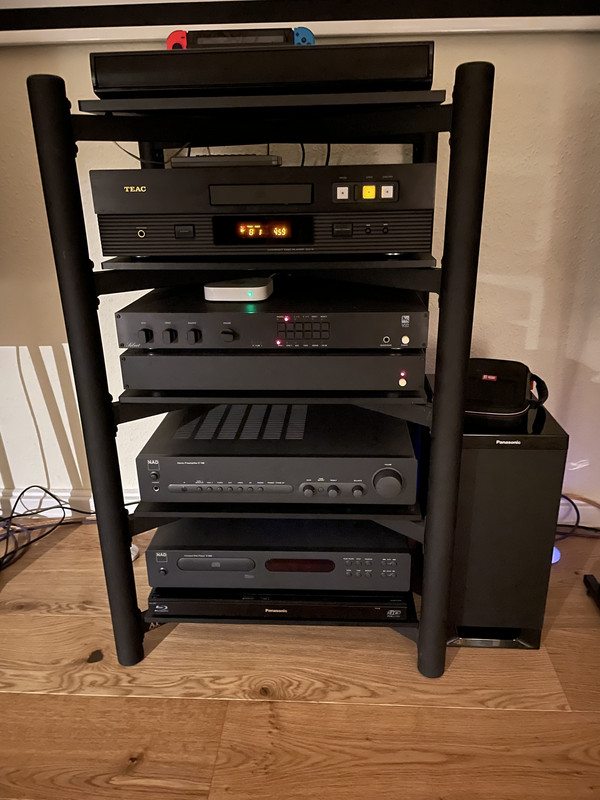 55731226-F89A-458F-8926-4F5D900034AA