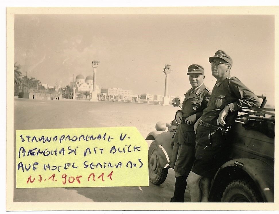 Offizier   Kübelwagen Strandpromenade BENGHASI   Hotel Semiramis