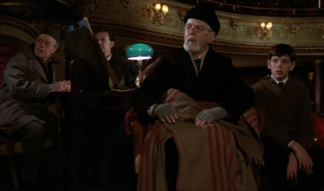 Fanny and Alexander 1982 Criterion (1080p x265 10bit Tigole).mkv