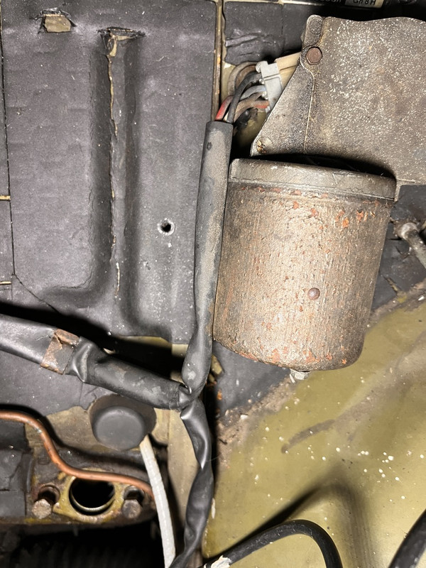 E5567CCC C54D 46D6 A7D3 BE302A0889C1 1 105 c