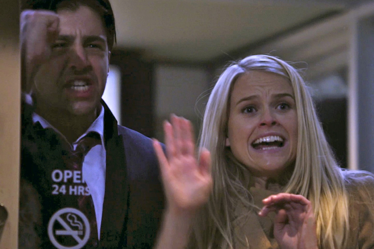 Josh Peck dan Alice Eve dalam film ATM (2012)