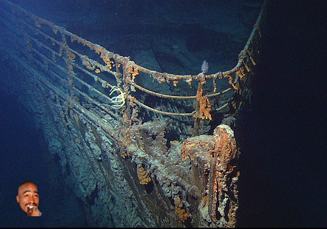 640px-Titanic-wreck-bow.jpg