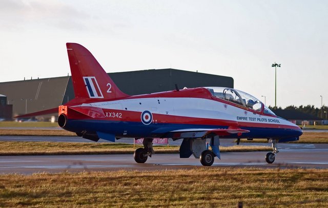18d51eaa0a0a0201b0da12de8e64cb3c.jpg