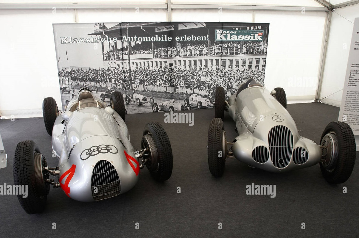 mercedes-benz-w125-silberpfeil-built-in-