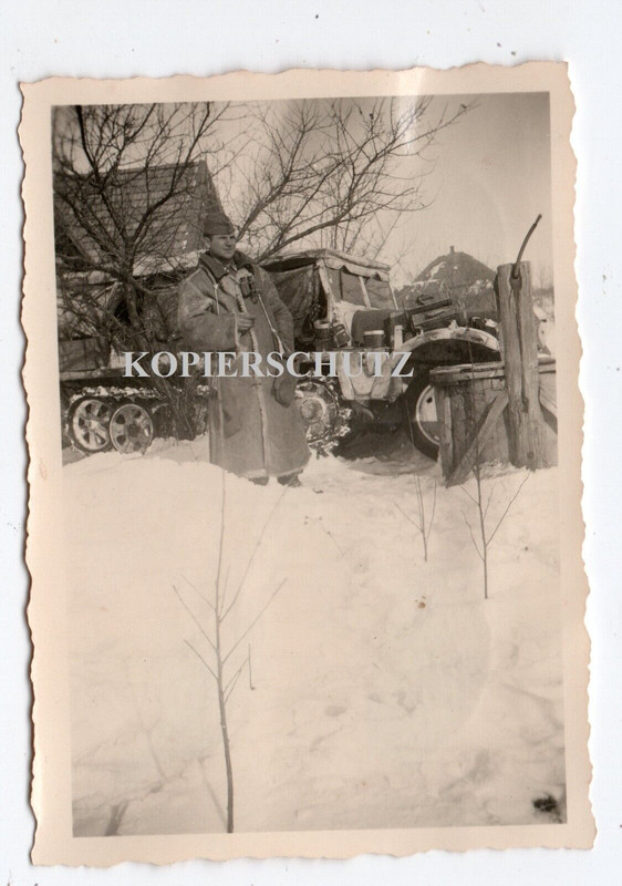 Russland Soldat Winter Uniform Ausrüstung Fernglas SDkfz LKW Halbkette