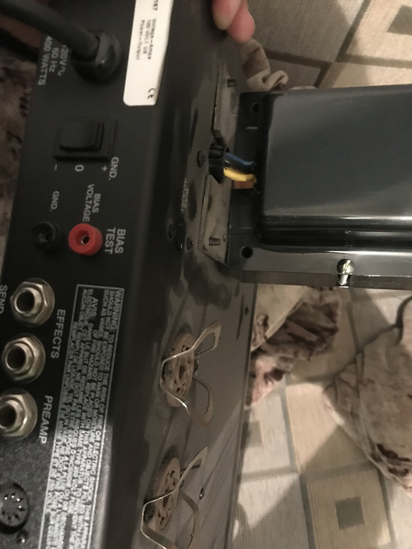 EFB0BF9A-DA64-459A-B06D-98BC999620BE