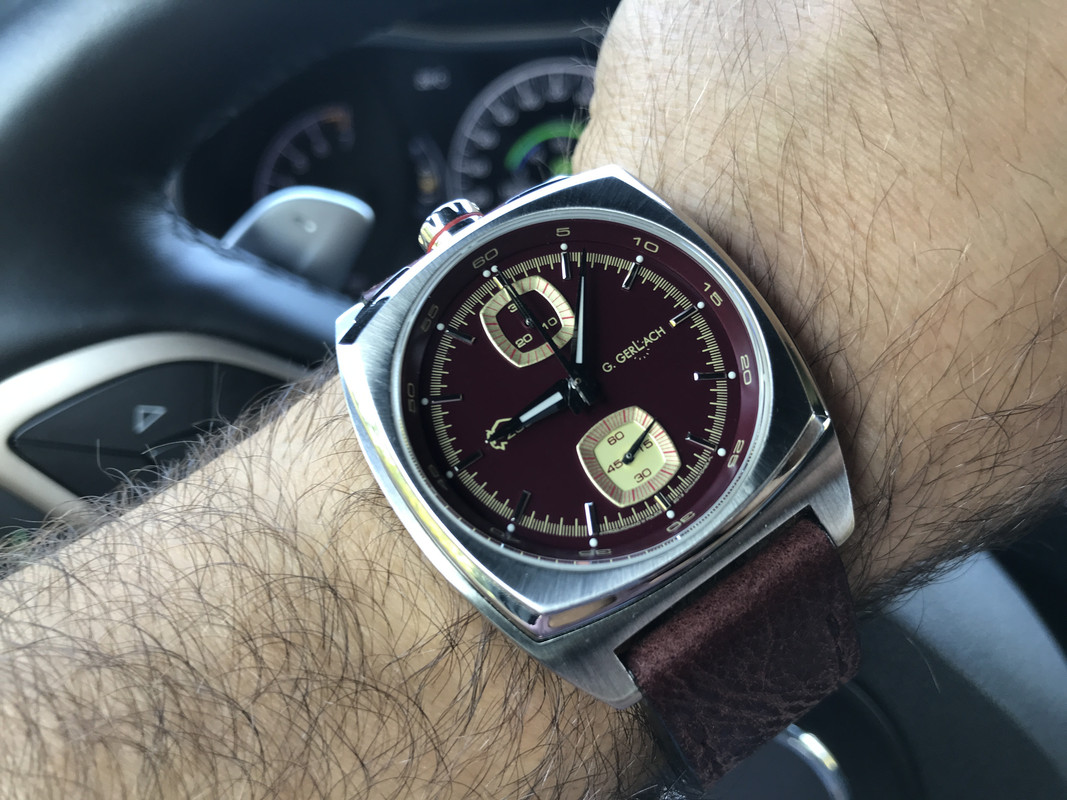 70CC5B8C-7007-499B-A8B3-97D97B7F3B1C