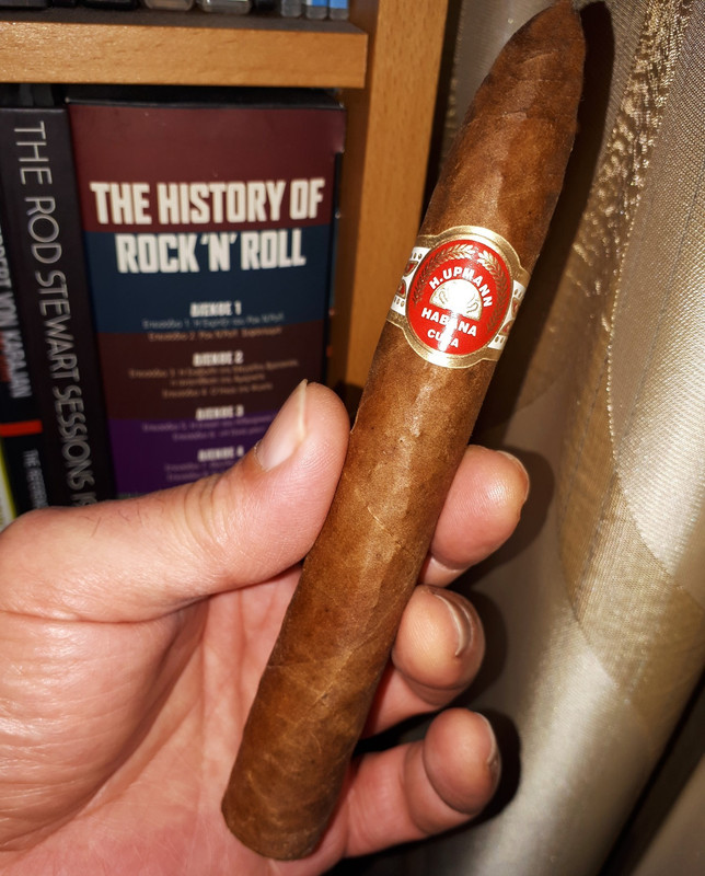 H-Upmann-No-2