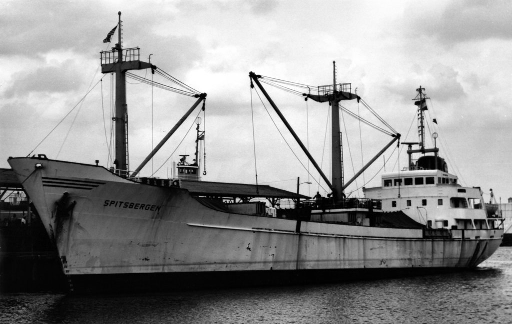 Spitsbergen '68(1) 1500gt Imo 6803313 NLD