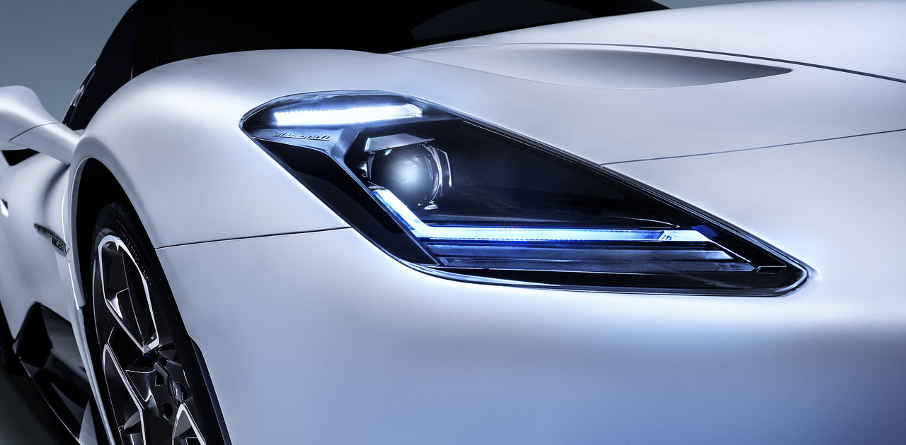 14_Maserati_MC20