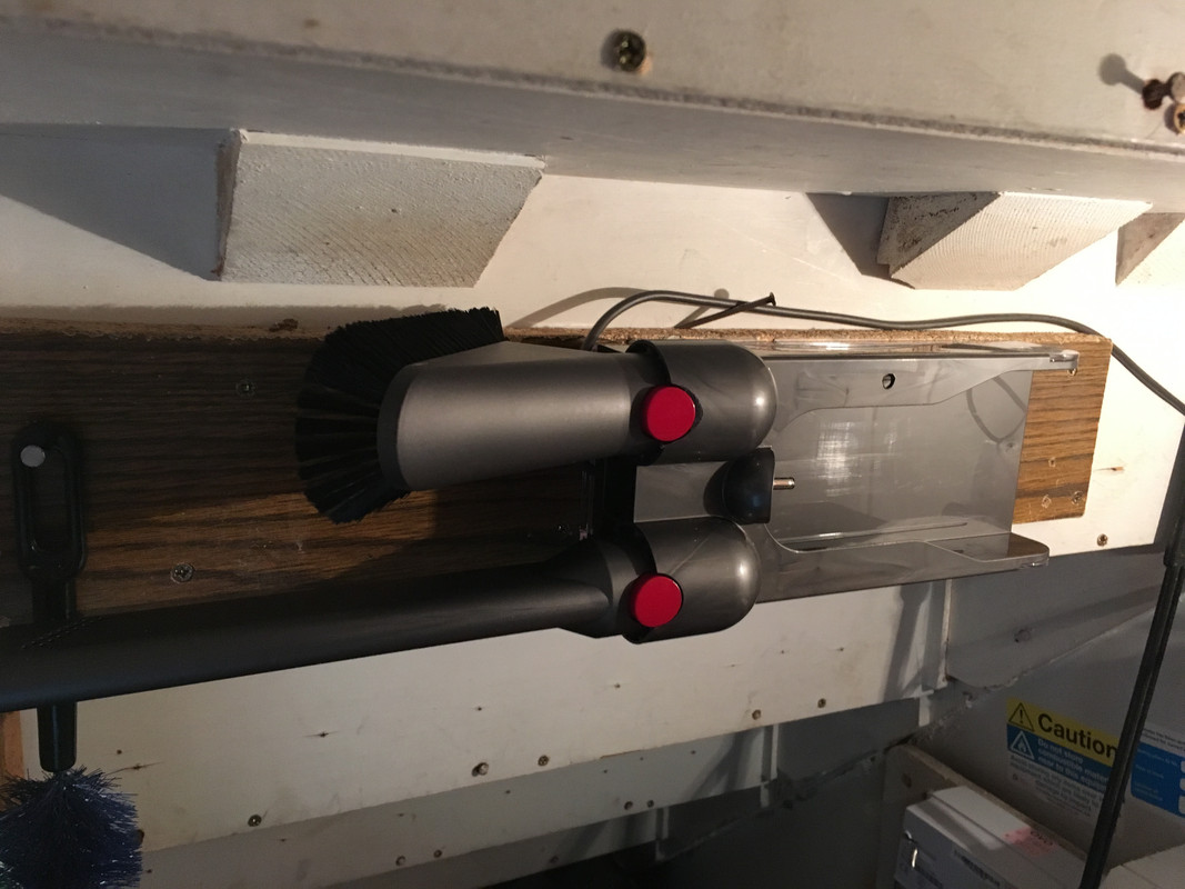 9CF4DB8C-A271-4EFB-8C28-159867A1A1B9