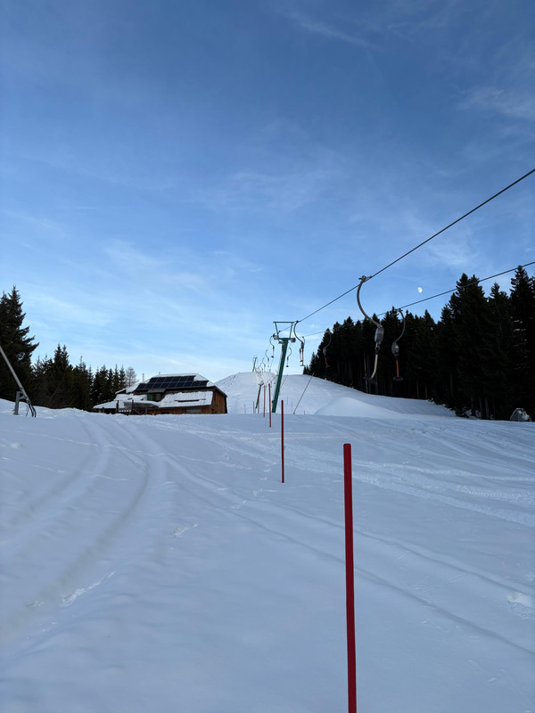 f0f49285 5682 43fb b584 6cec750eba49