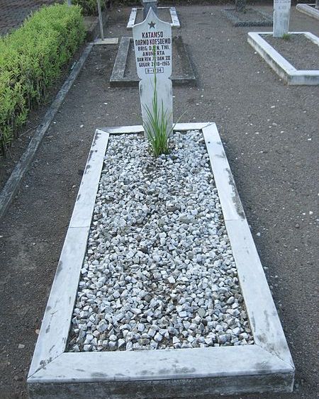 Makam Katamso Darmokusumo