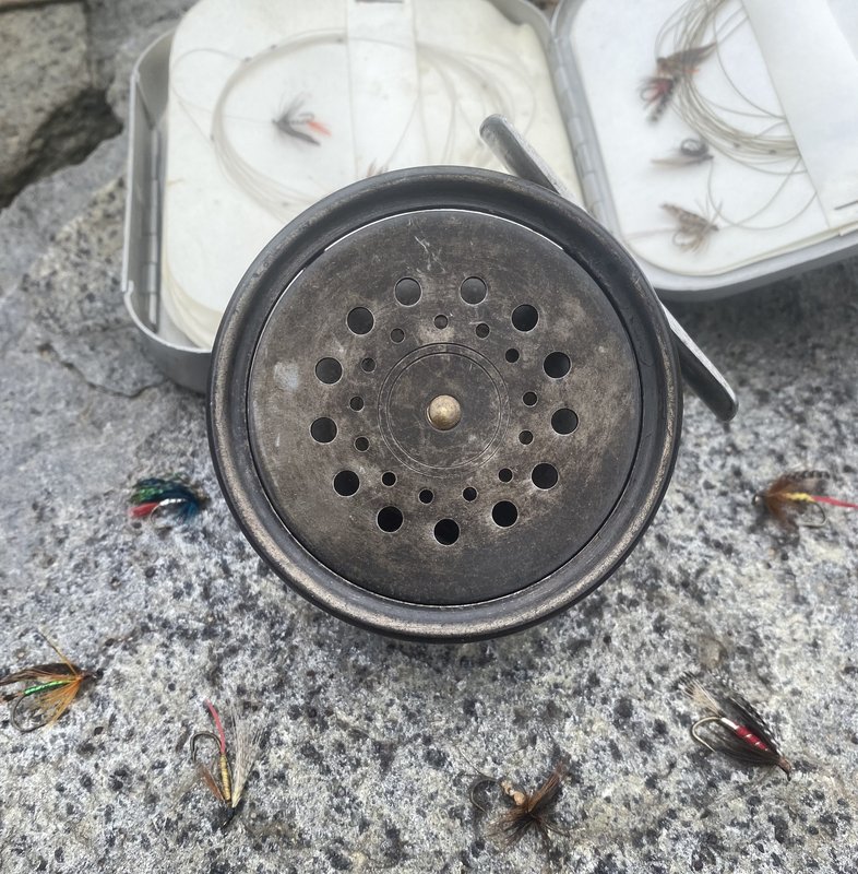 F2D884E9-E210-4EE3-9BB2-E9E13A432C5A