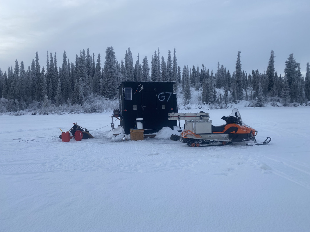 8FEACA3A-5C7A-4C9F-8CFC-95DFBC914839