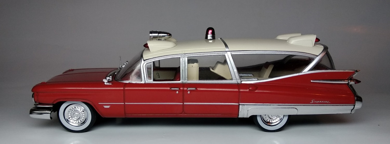 Superior-Cadillac Crown Royale Ambulance 1959 (3)