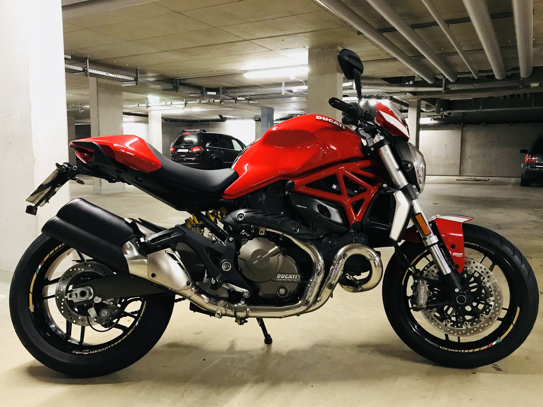 D1A01667-044A-406F-A81F-EC0543DE30C3