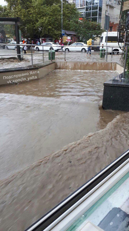 6387CFB0-4F72-4CC2-AFEF-21E3D5EF7840