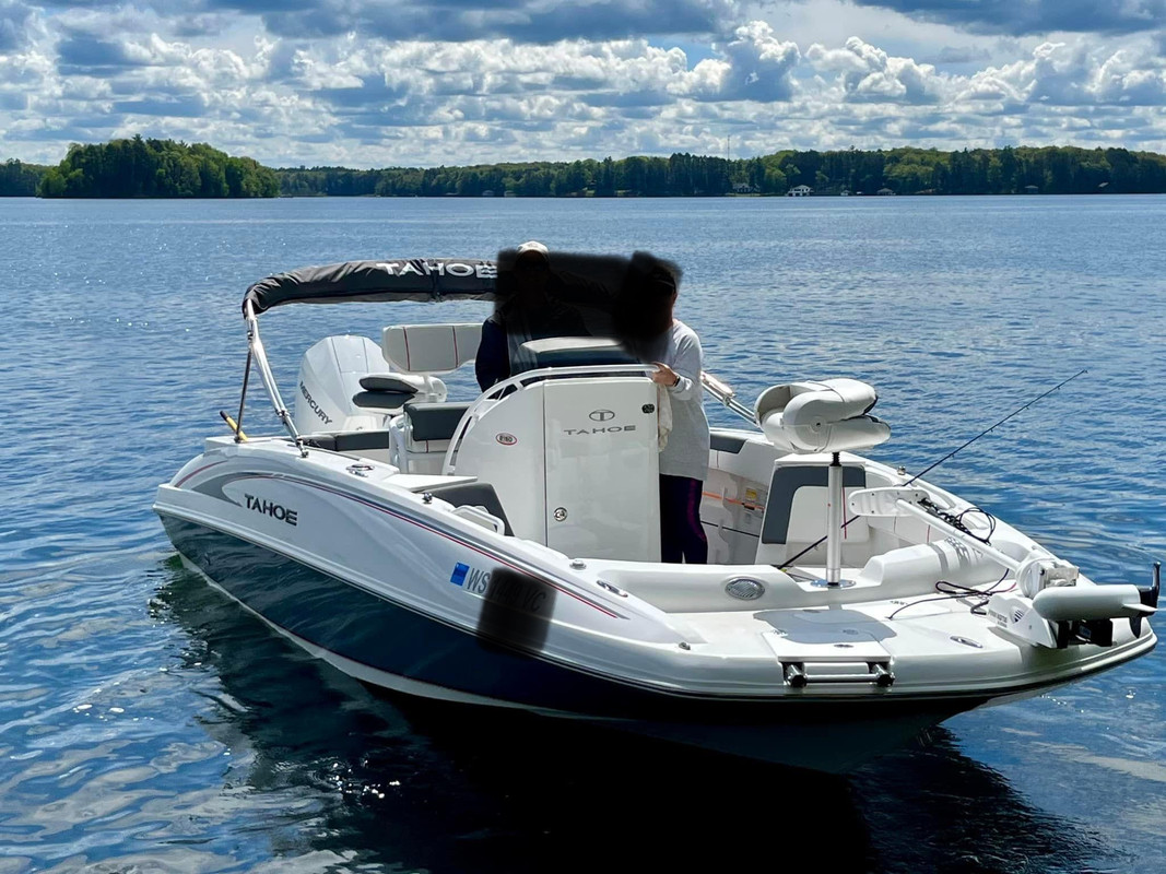 C33E6A8A-6095-4E47-937D-207AF3BF1E64