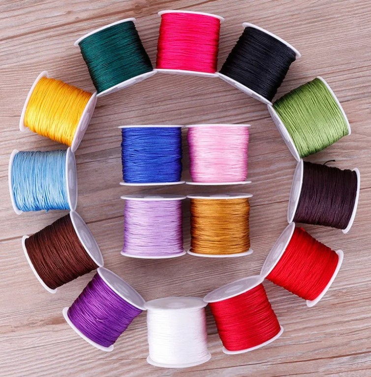 Hilo Celular Chino por Metros para Crear Manillas Collares LLaveros Tejer Crochet Ganchillo, ideal Para Decoración de Manualidades, creación de Muñecos de fantasía, llaveros y apliques, para Peinados Cabellos De Fofuchas y bordar